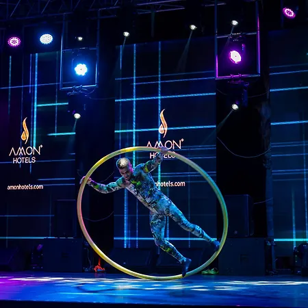 Maya World מלון באלאק